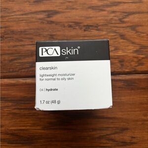 PCA Skin Clearskin Lightweight Moisturizer - Black and White